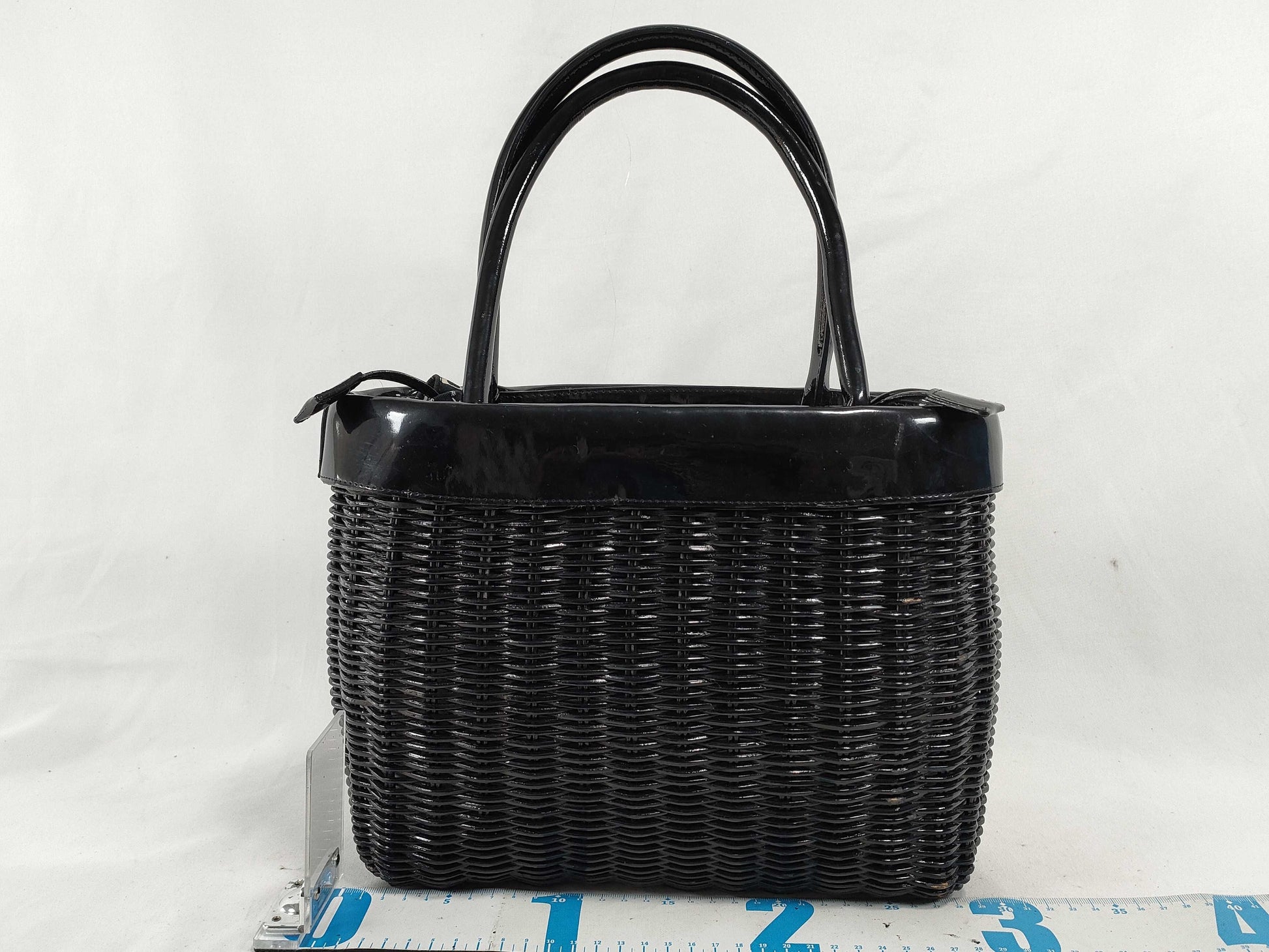 BURBERRY Basket Bag Handbag