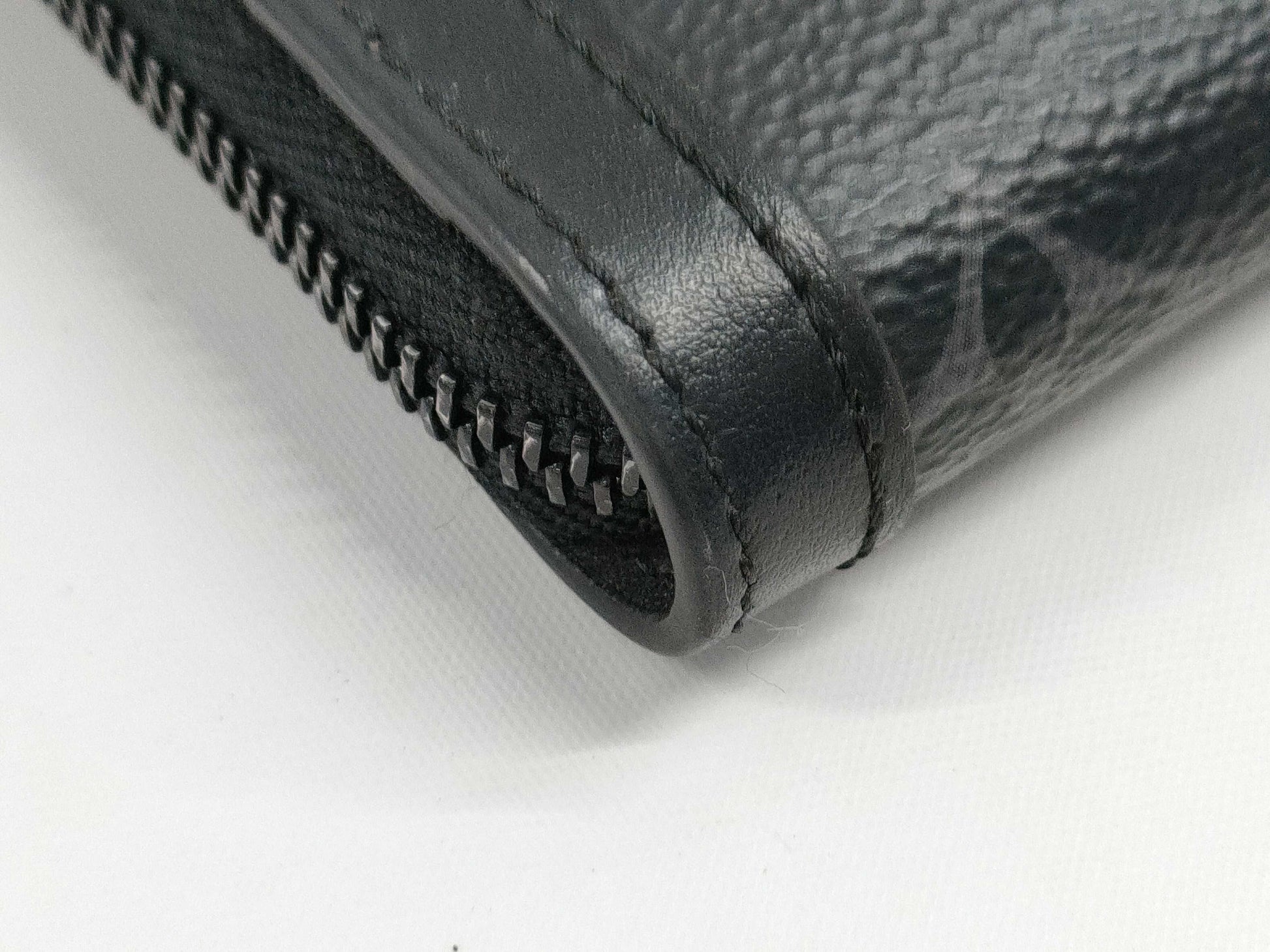 LOUIS VUITTON Trunk Zippy Wallet Monogram Eclipse M80558 Wallet