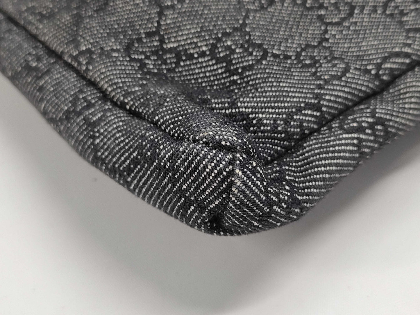 GUCCI GG Supreme 28566 Body Bag Waist Pouch Bag