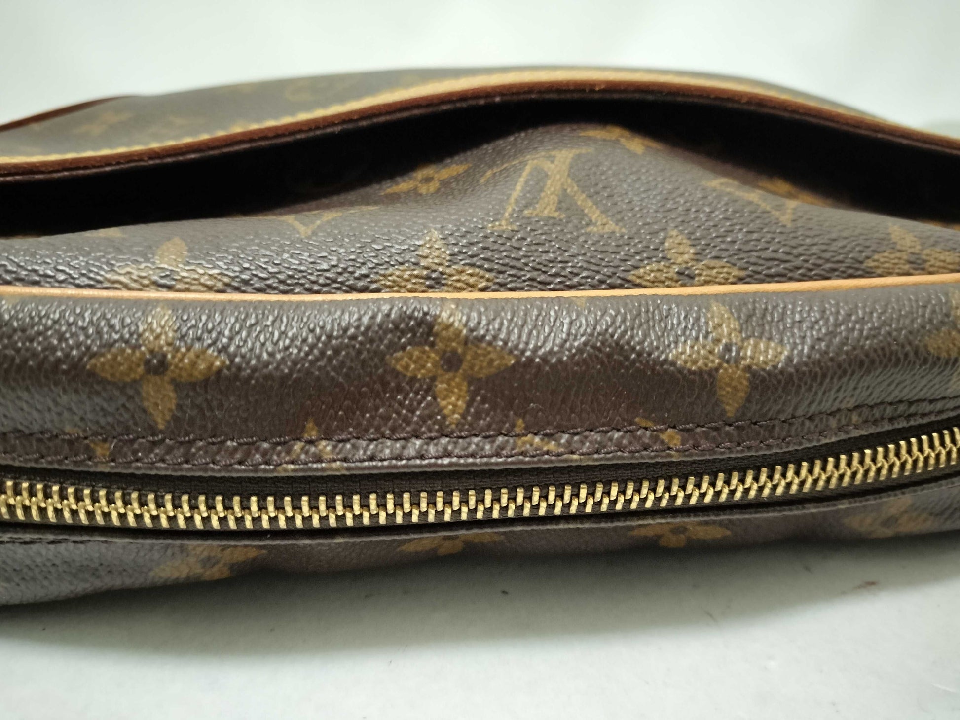 LOUIS VUITTON Monogram Compiègne 28 SL0030 Second Bag
