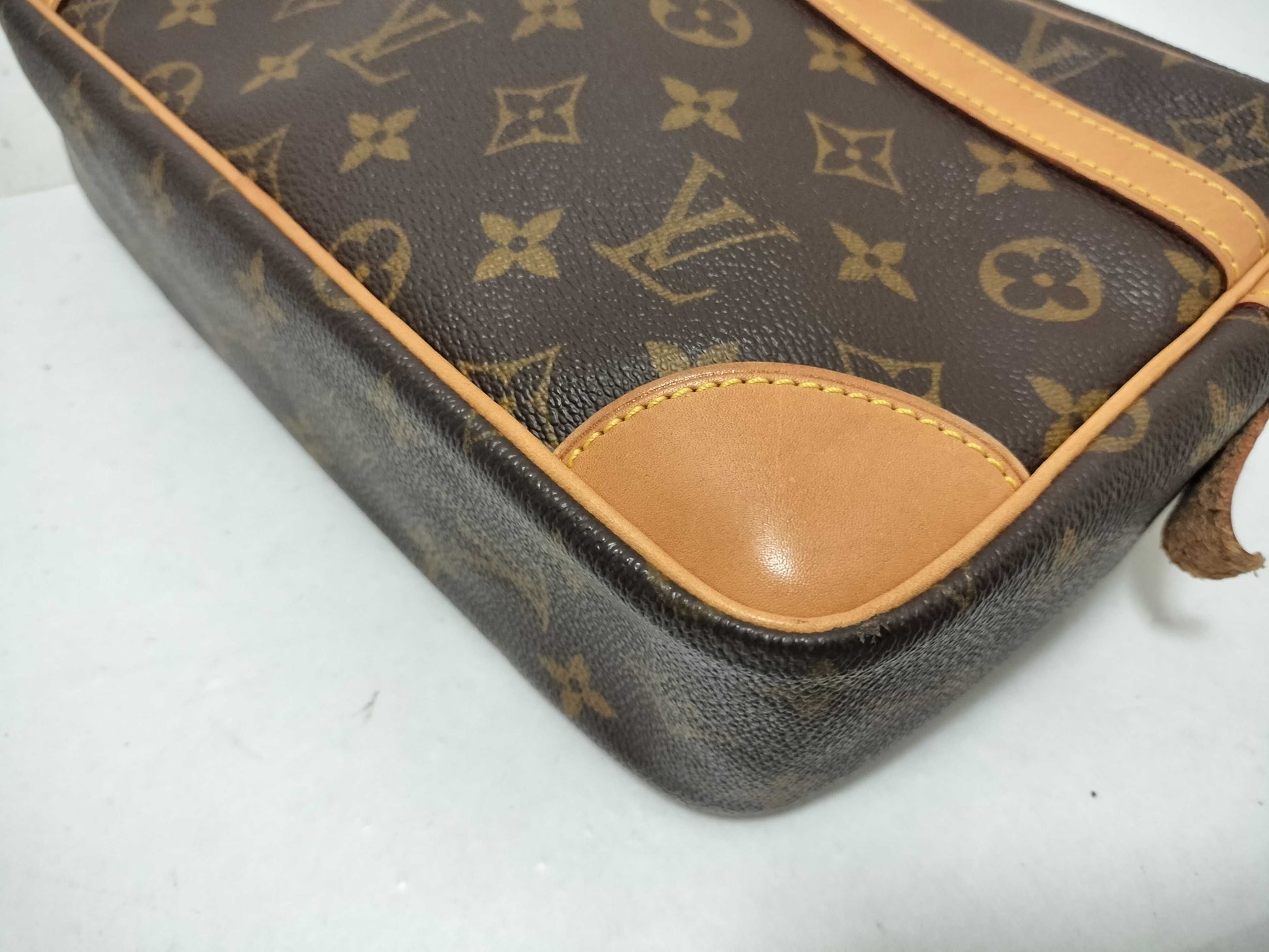 LOUIS VUITTON Monogram Compiègne 28 SL0030 Second Bag