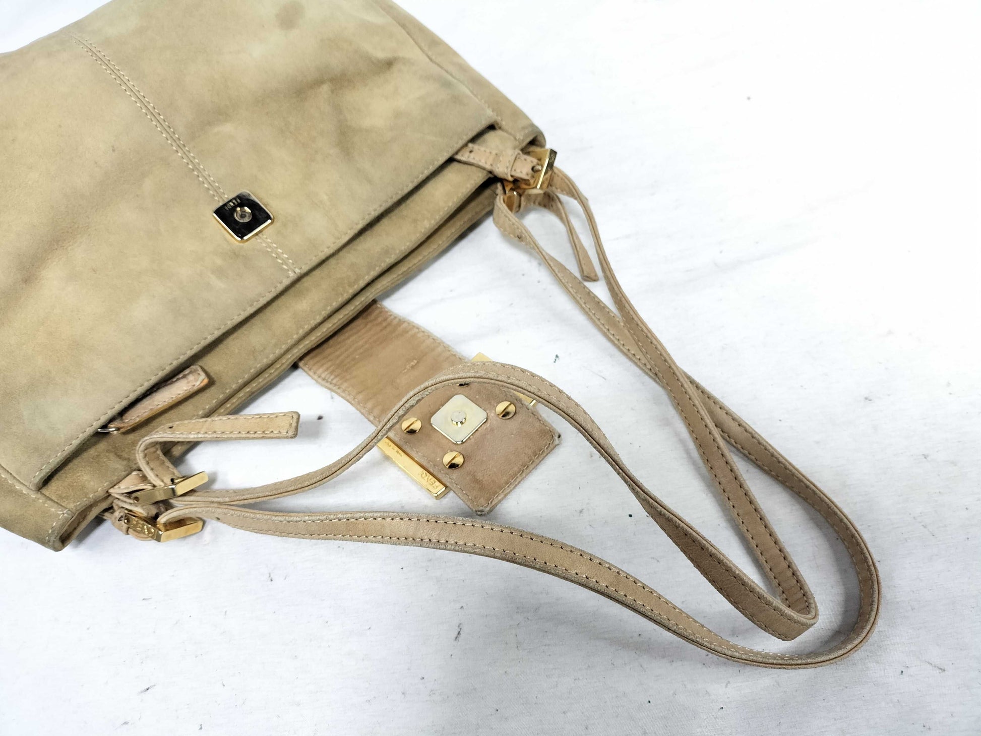 FENDI Mamma Mamma Bucket Shoulder Bag