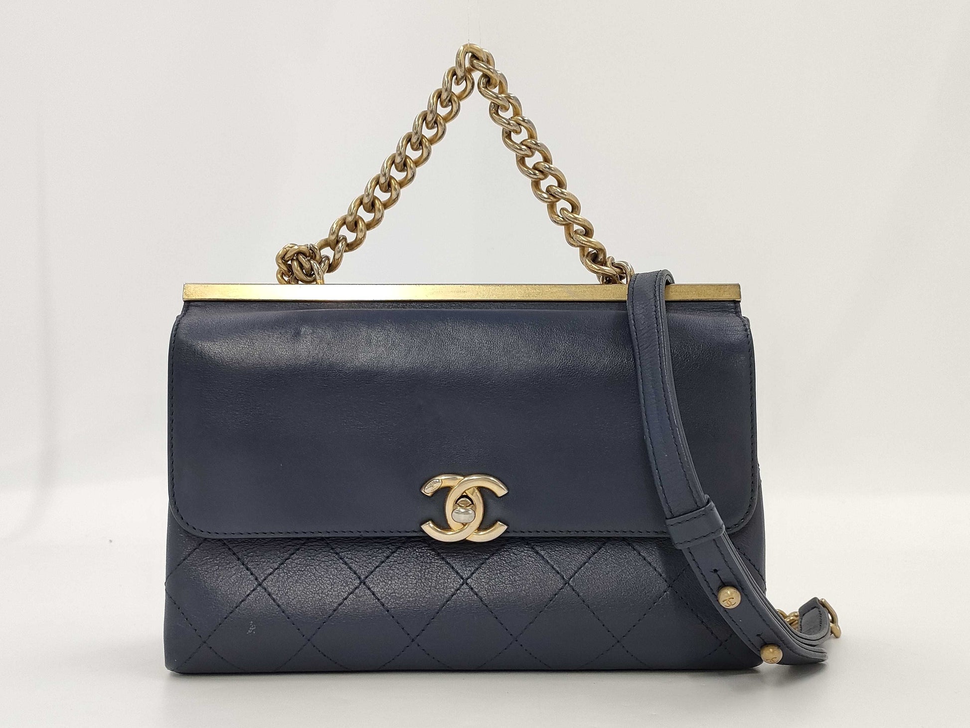 CHANEL Matlasse Shoulder Bag Shoulder Bag