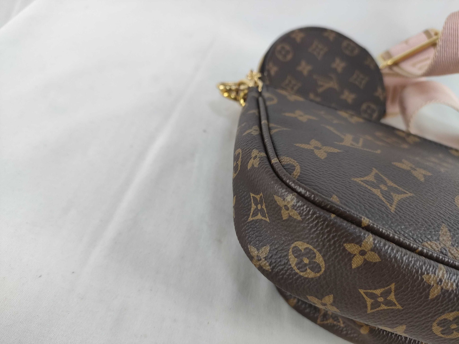 LOUIS VUITTON Monogram Louis Vuitton Monogram Multi Pochette Accessoires Pouch