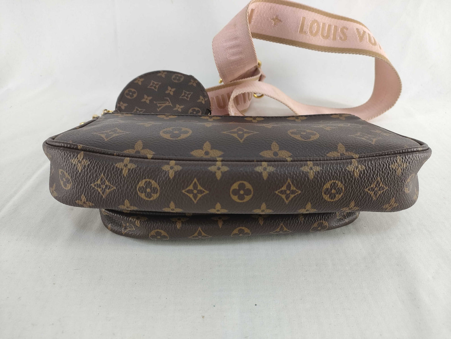 LOUIS VUITTON Monogram Louis Vuitton Monogram Multi Pochette Accessoires Pouch