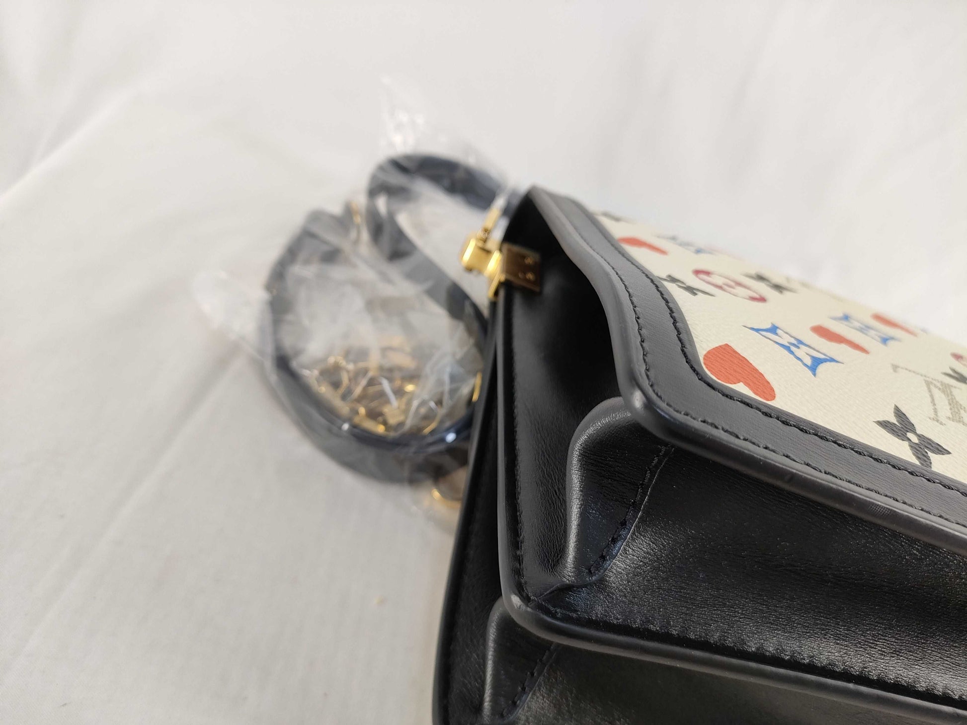 LOUIS VUITTON Louis Vuitton Dauphine Shoulder Bag