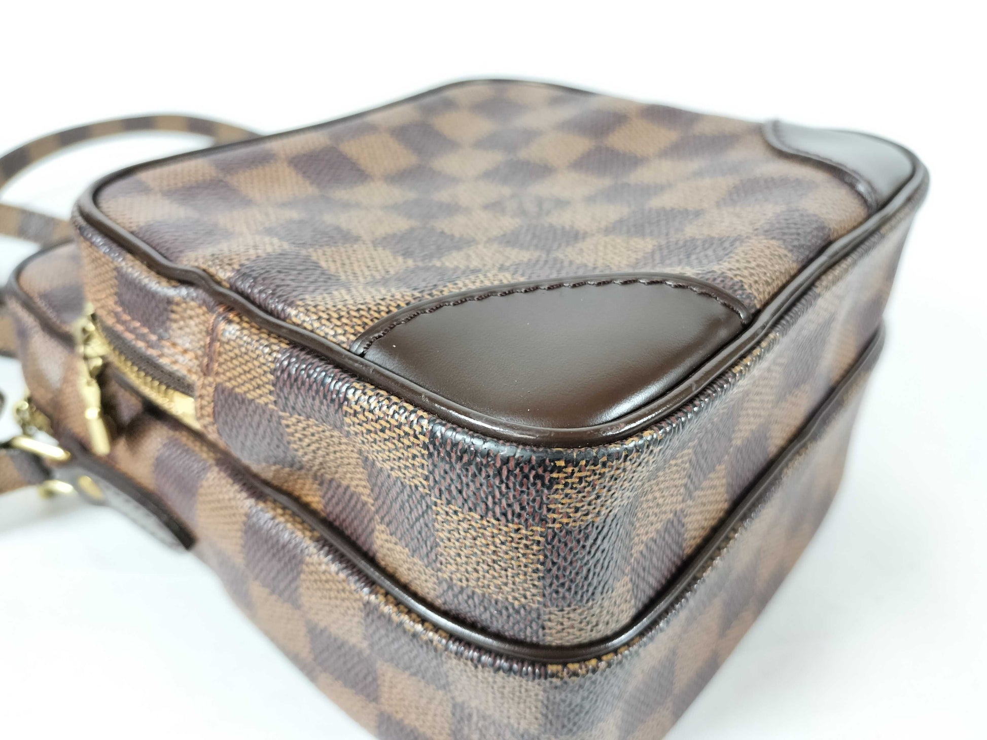 LOUIS VUITTON Damier LV Amazon Damier Shoulder Bag