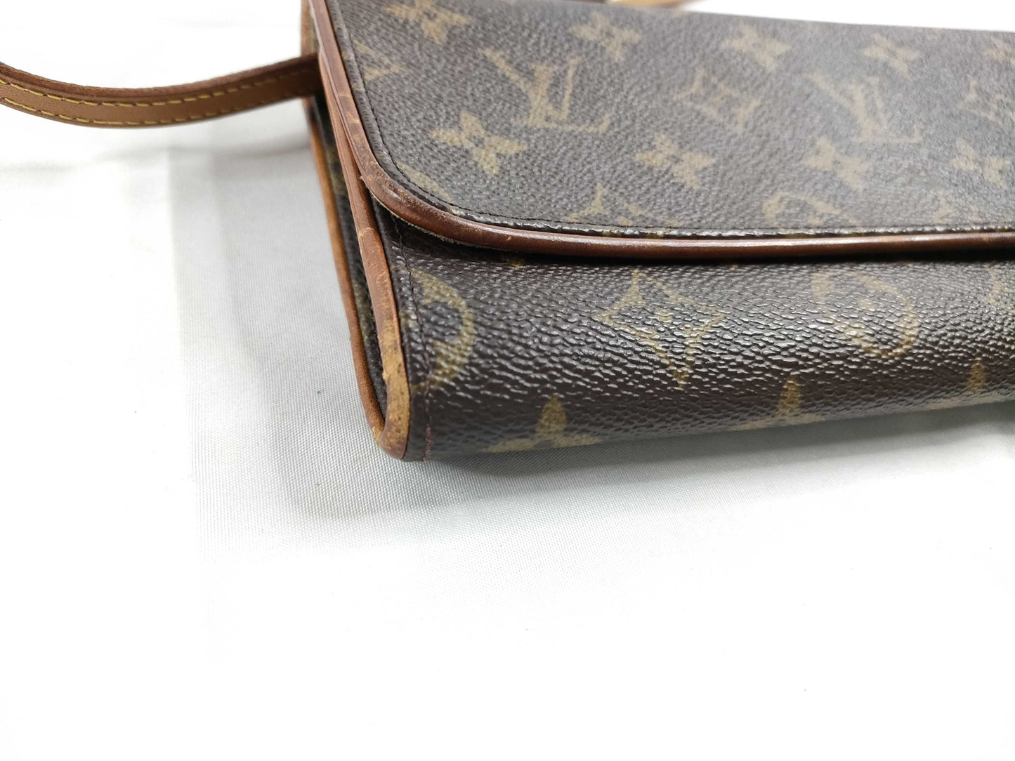 LOUIS VUITTON Monogram Pochette Twin GM M51852 FL0080 Shoulder Bag