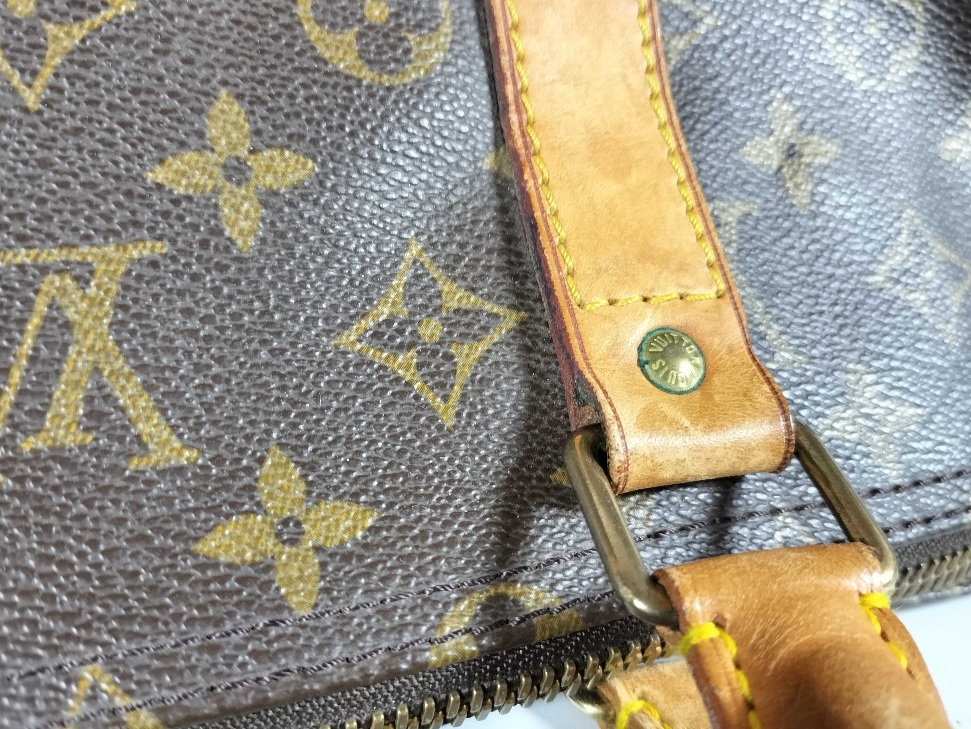 LOUIS VUITTON Monogram Louis Vuitton Keepall Bandouliere Boston Bag