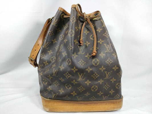LOUIS VUITTON Monogram Louis Vuitton Noe Shoulder Bag