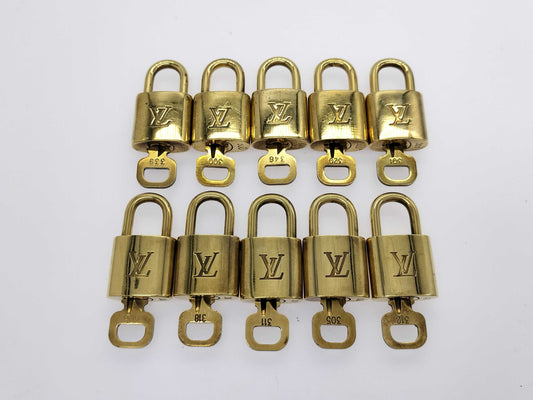 LOUIS VUITTON Cadena 10-piece set Charm
