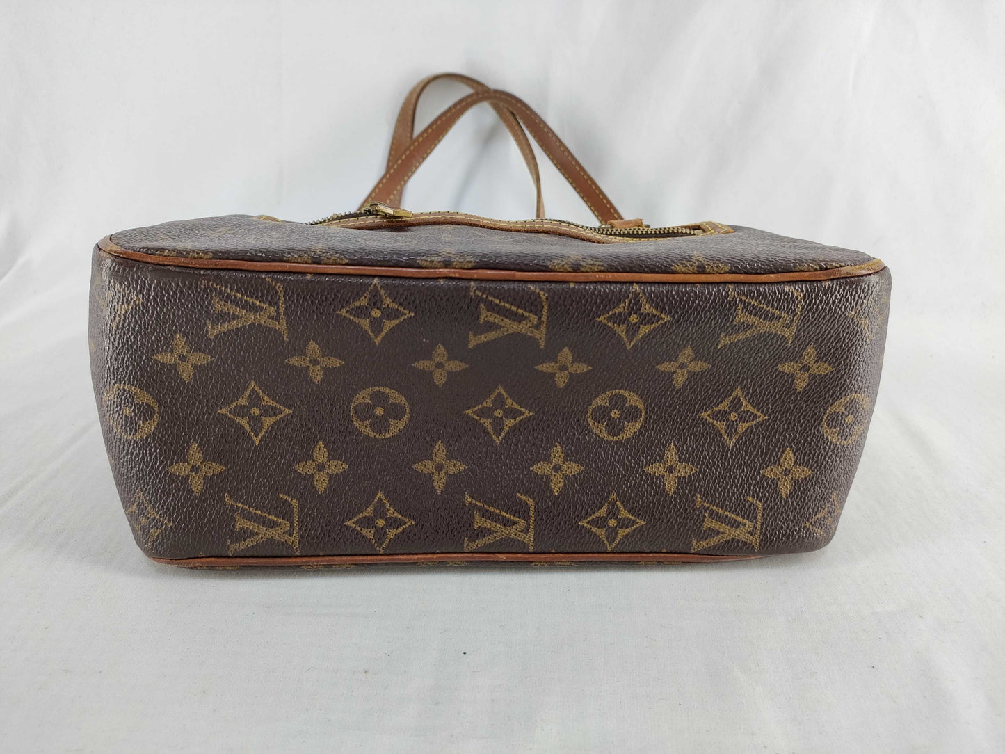 LOUIS VUITTON Monogram Cite MM Monogram FL0033 Handbag