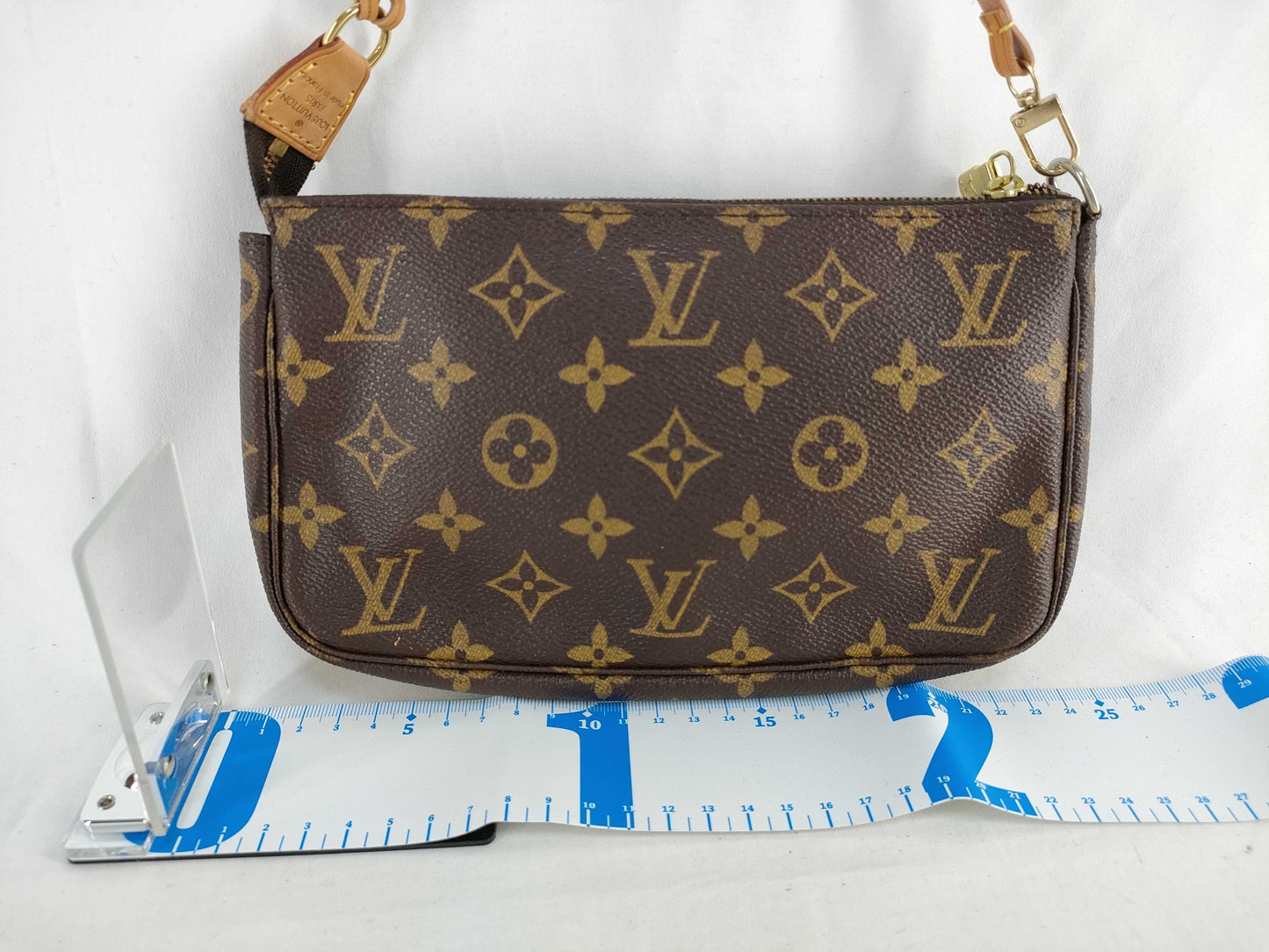 LOUIS VUITTON Monogram Accessoir Monogram VI0999 Pouch