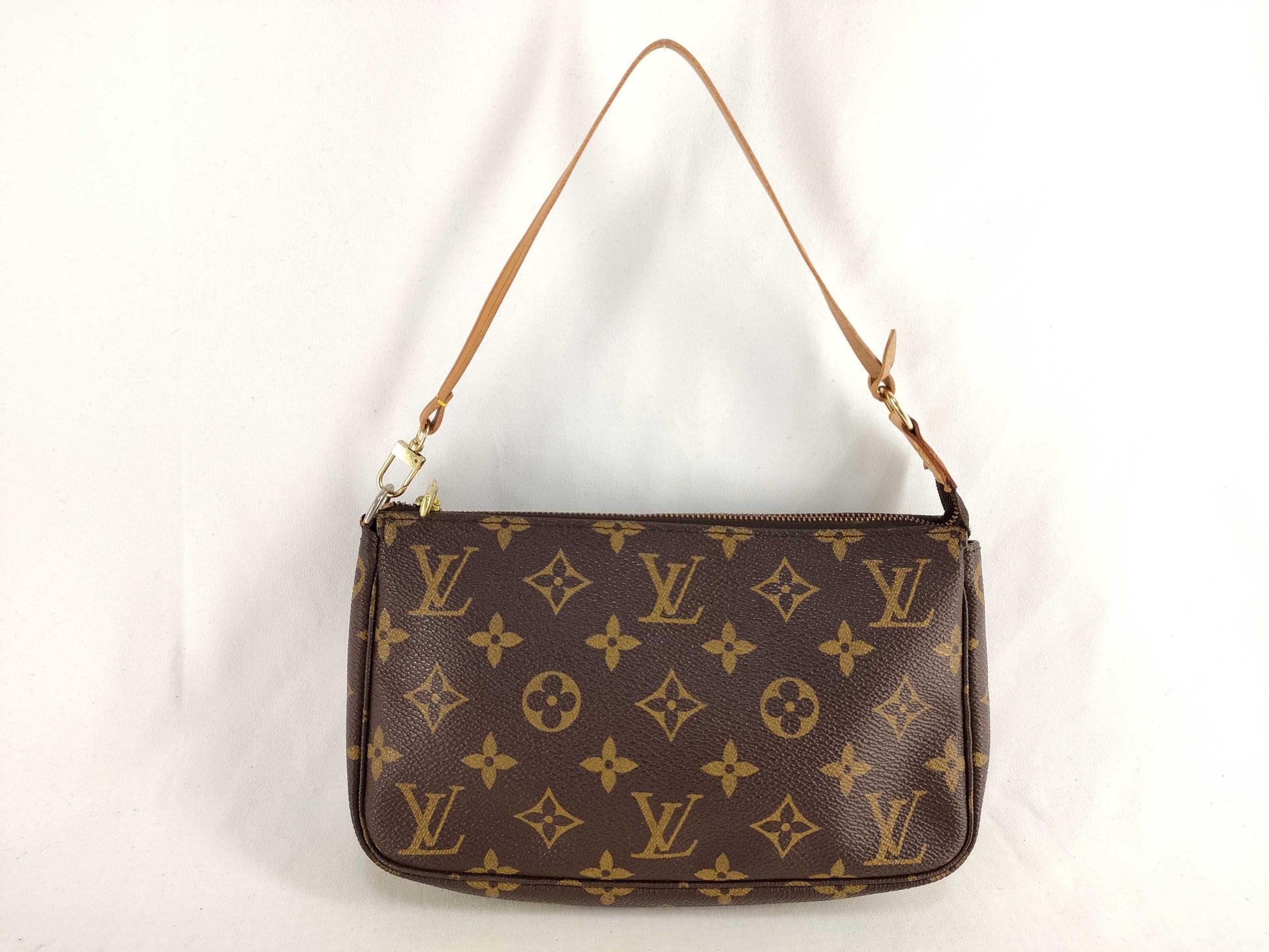 LOUIS VUITTON Monogram Accessoir Monogram VI0999 Pouch