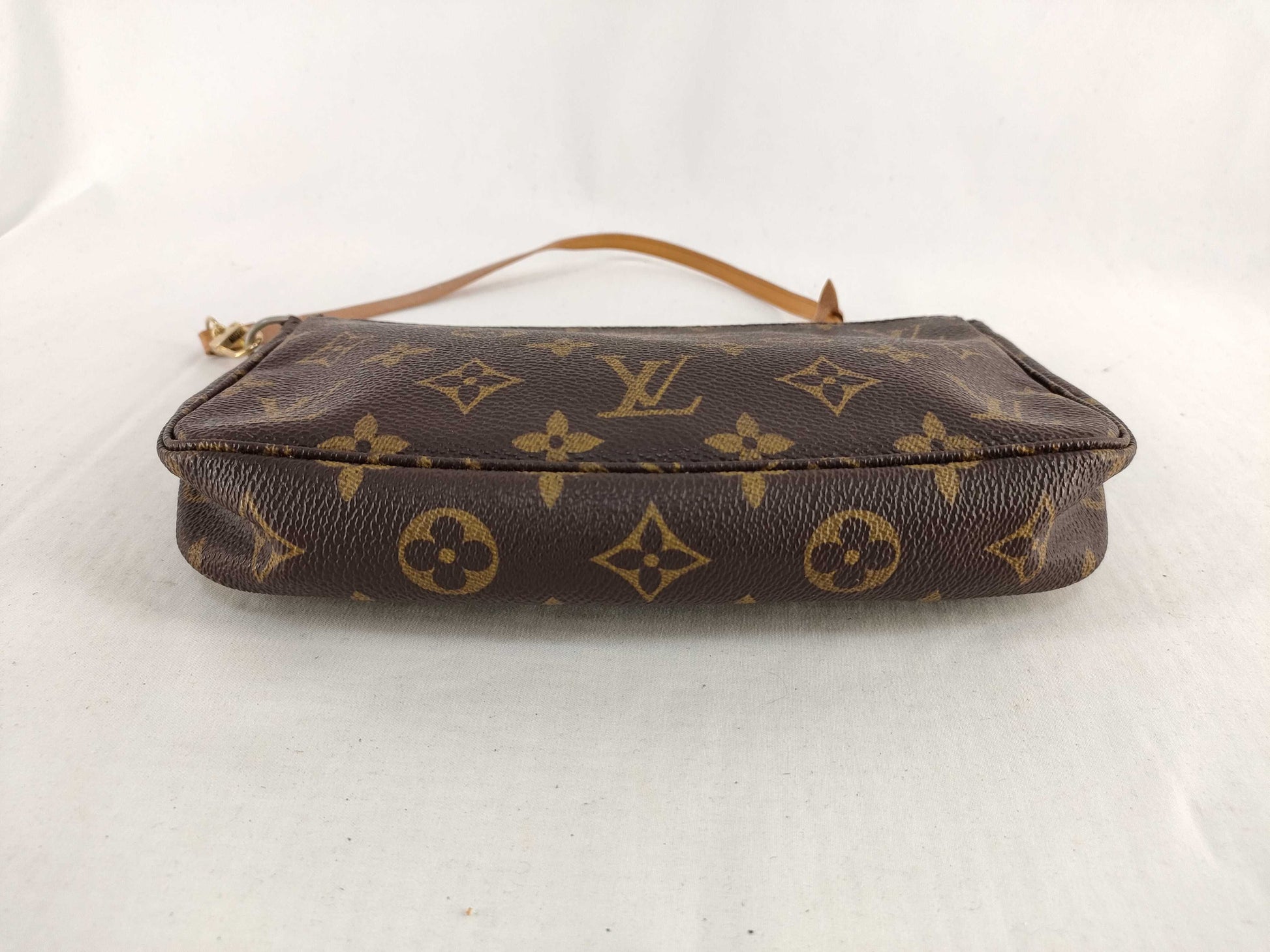 LOUIS VUITTON Monogram Accessoir Monogram VI0999 Pouch
