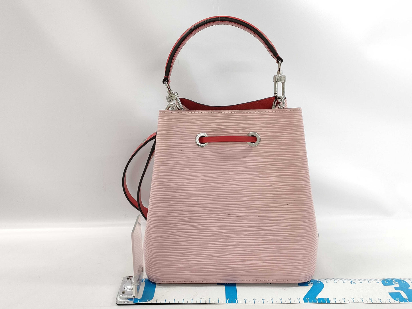 LOUIS VUITTON Louis Vuitton Epi Bucket Handbag Bag