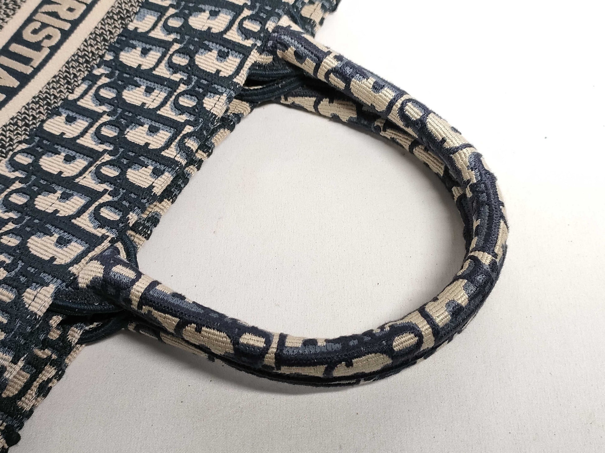 Dior DIOR Oblique Book Tote Beautiful Tote Bag