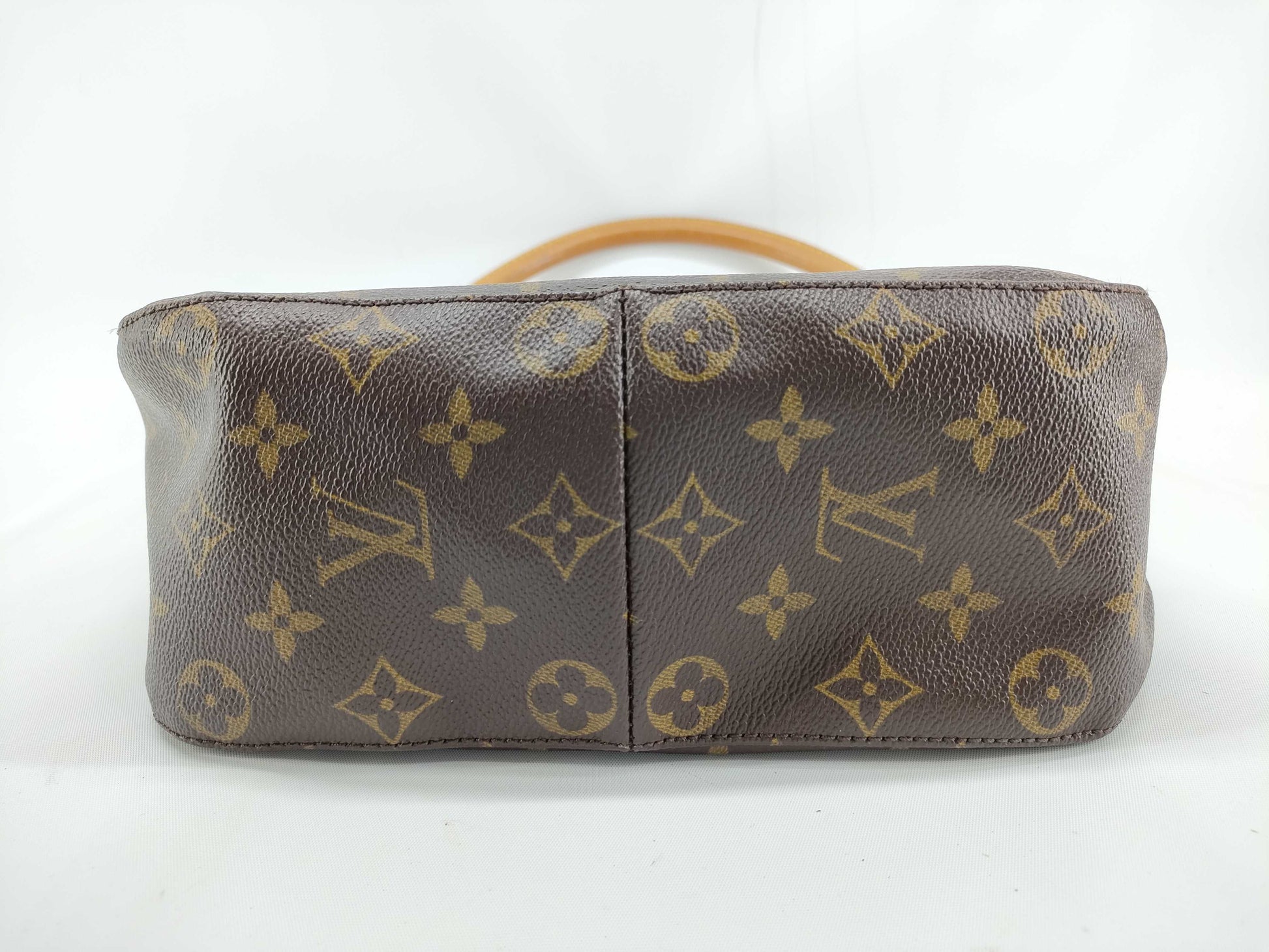 LOUIS VUITTON Monogram LOUIS VUITTON Looping MM M51146 Shoulder Bag