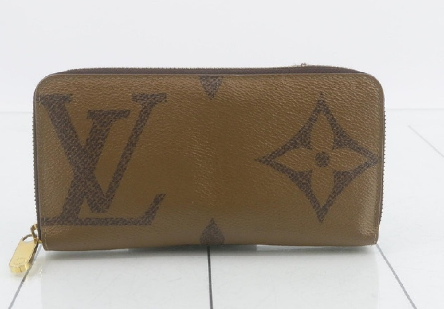 LOUIS VUITTON Monogram Zippy Wallet Second Bag