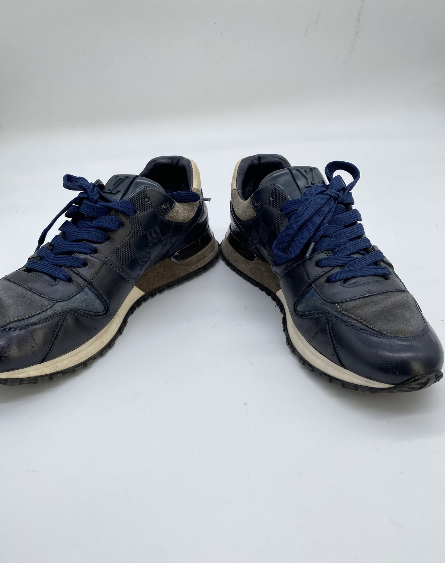 LOUIS VUITTON Damier Runway Line 6 1/2 Sneakers