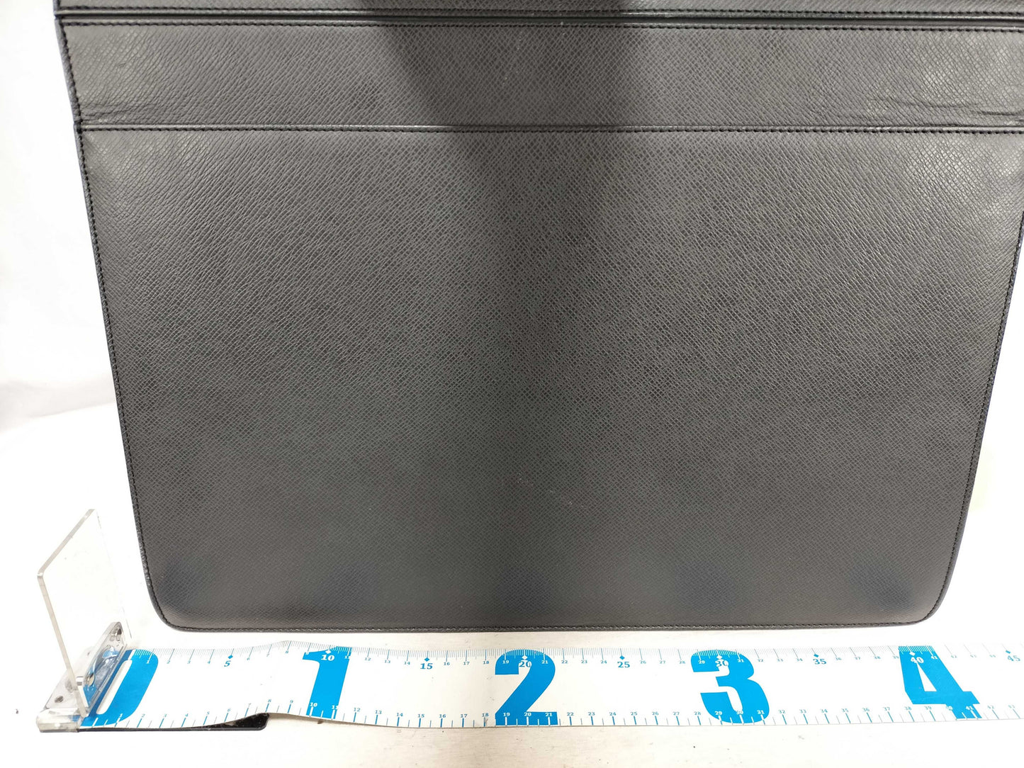 LOUIS VUITTON LV Robusto Business Bag