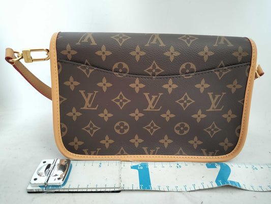 LOUIS VUITTON Monogram M45985 Diane Clutch Bag Shoulder Bag