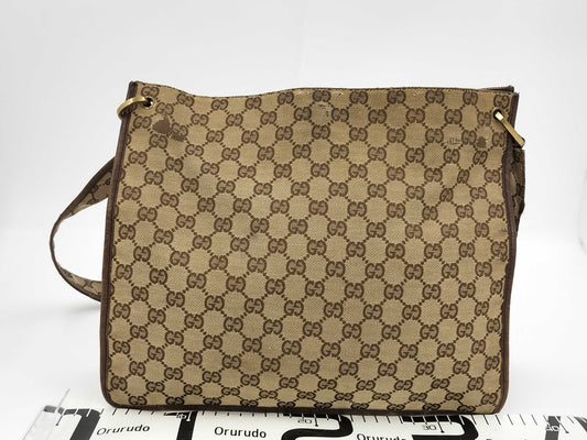 GUCCI Gucci GG Canvas Shoulder Bag