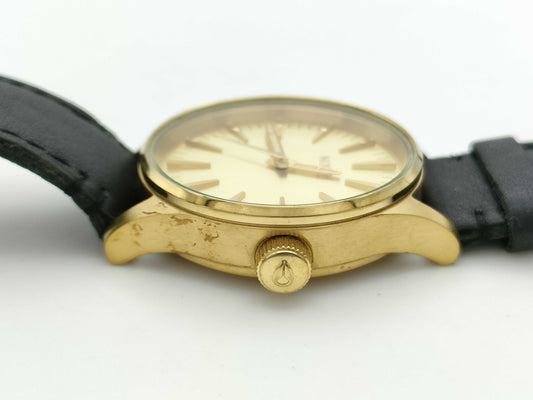 NIXON NIXON SENTRY 38 15E Quartz Immovable Men's Watch