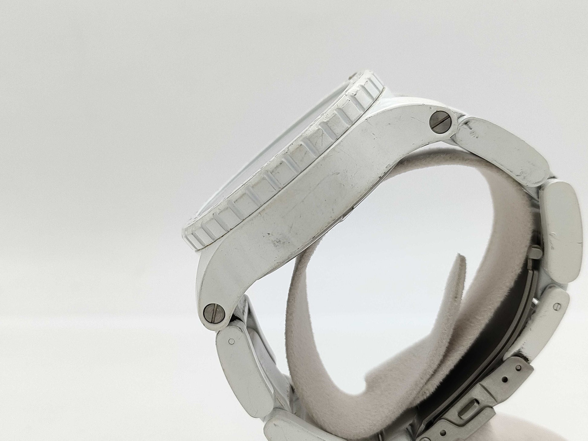 Nixon 42-20 White Chrono 14F Quartz Immovable Men's Watch