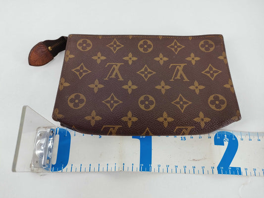 LOUIS VUITTON Monogram Poche Toilette Monogram Pouch