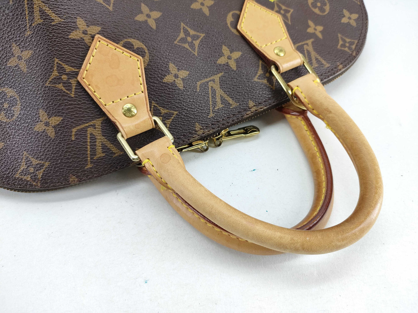 LOUIS VUITTON Monogram LV Alma Painter Handbag BA0948