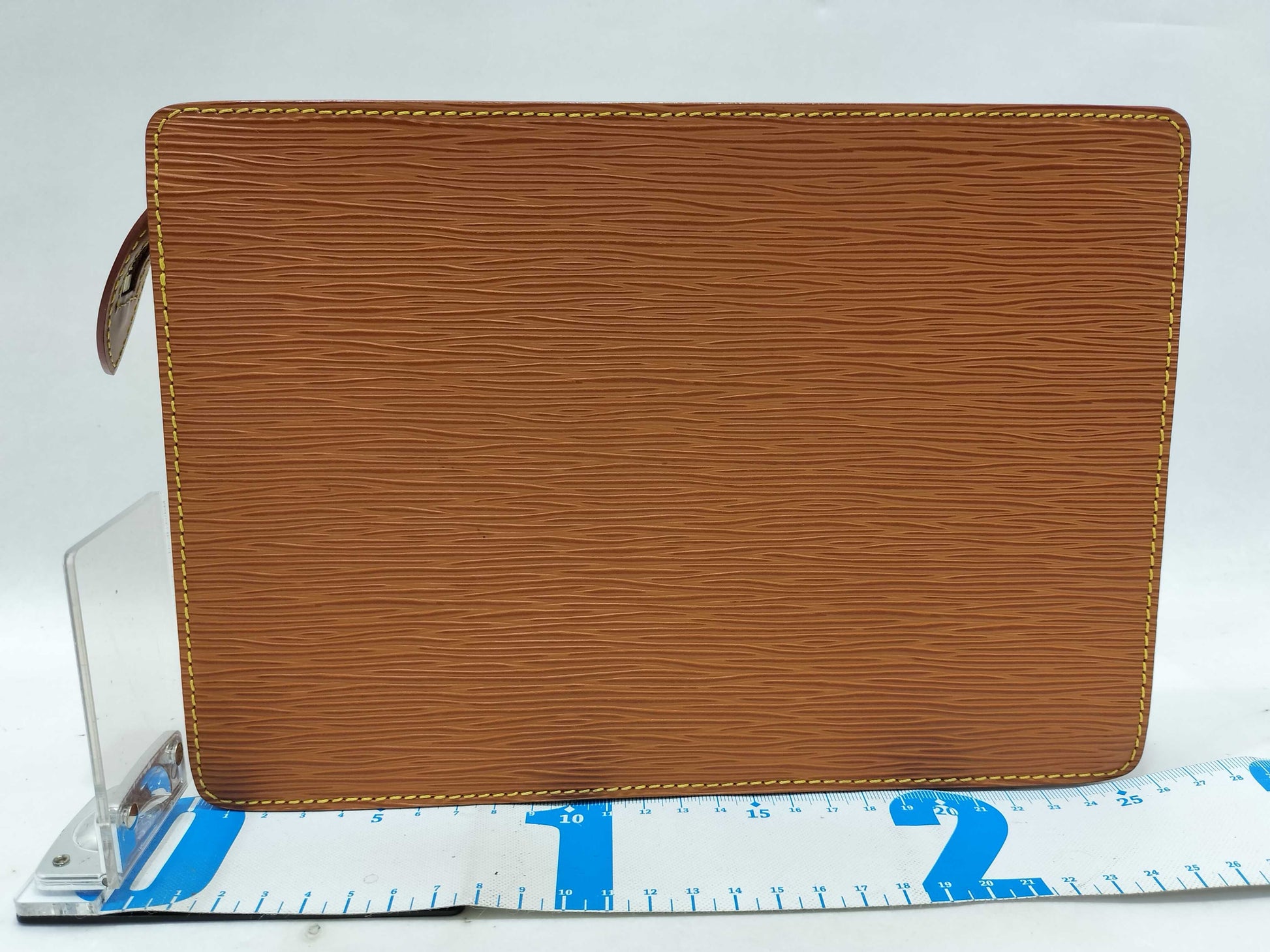 LOUIS VUITTON Epi Louis Vuitton Epi Second Bag