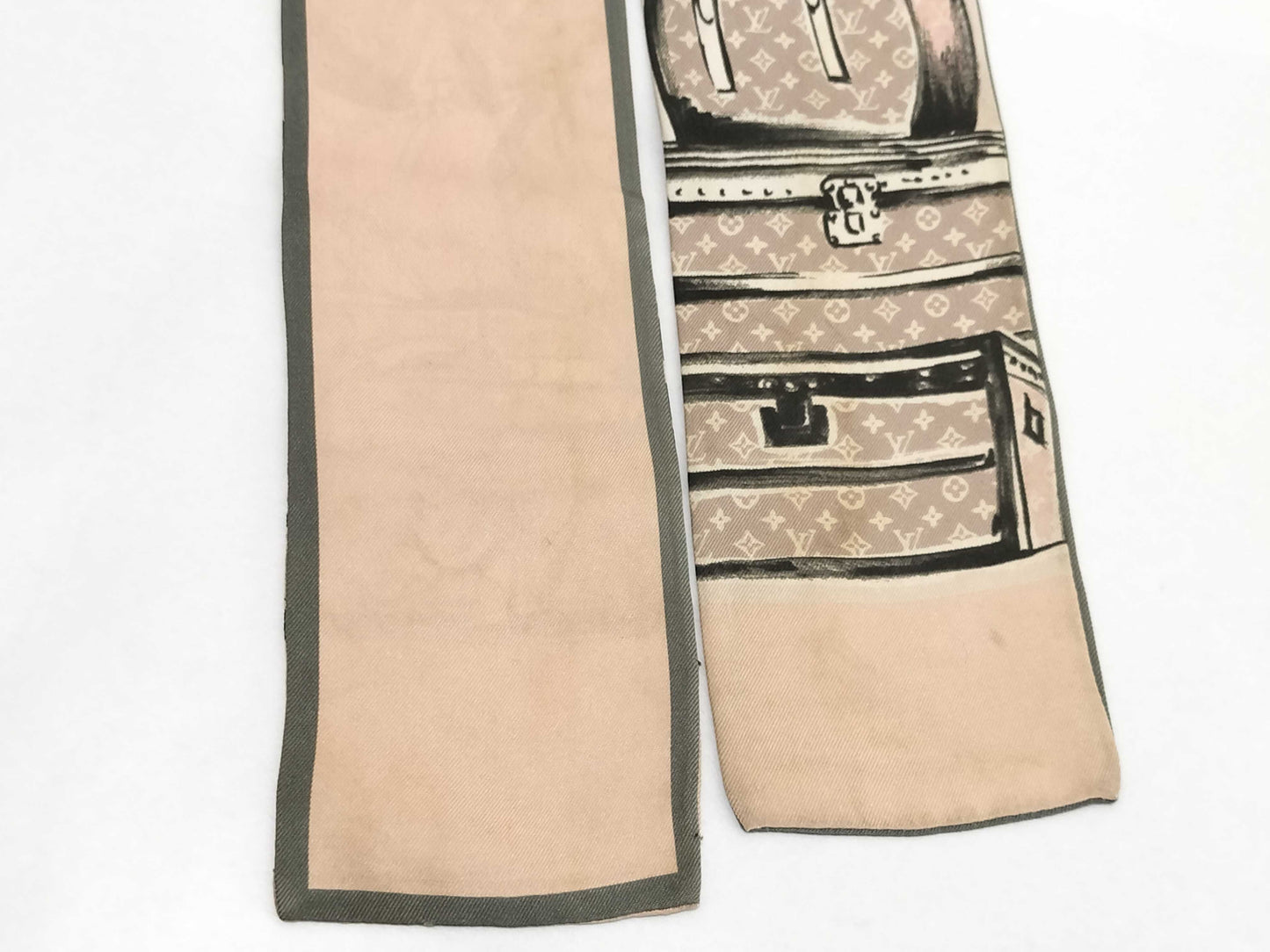 LOUIS VUITTON Vuitton Bandeau Trunk M73965 Monogram Confidential Twiley Scarf Scarf