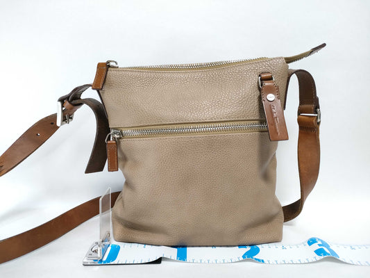 Salvatore Ferragamo 7020 Ferragamo Shoulder Bag Sacoche Logo Shoulder Bag