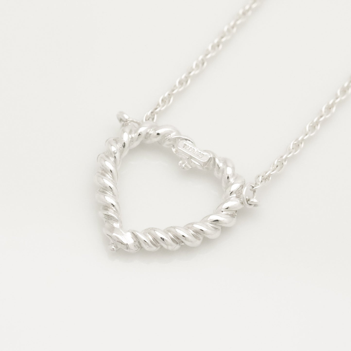 Tiffany&Co. Tiffany&Co. TIFFANY&Co. Twisted Heart Necklace Silver 925 SV925 Weight 7.00g Necklace