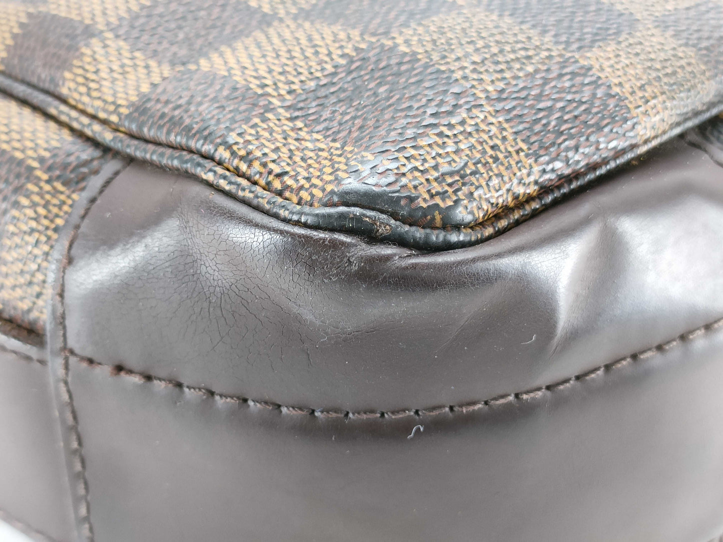 LOUIS VUITTON Damier Bastille Shoulder Bag