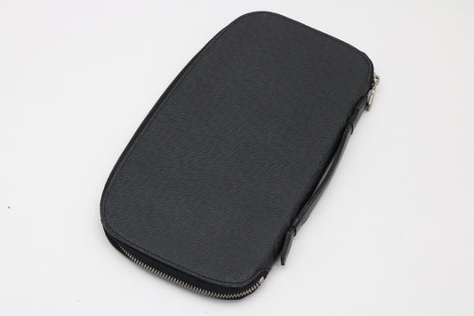 LOUIS VUITTON Taiga Taiga Organizer Atoll Wallet