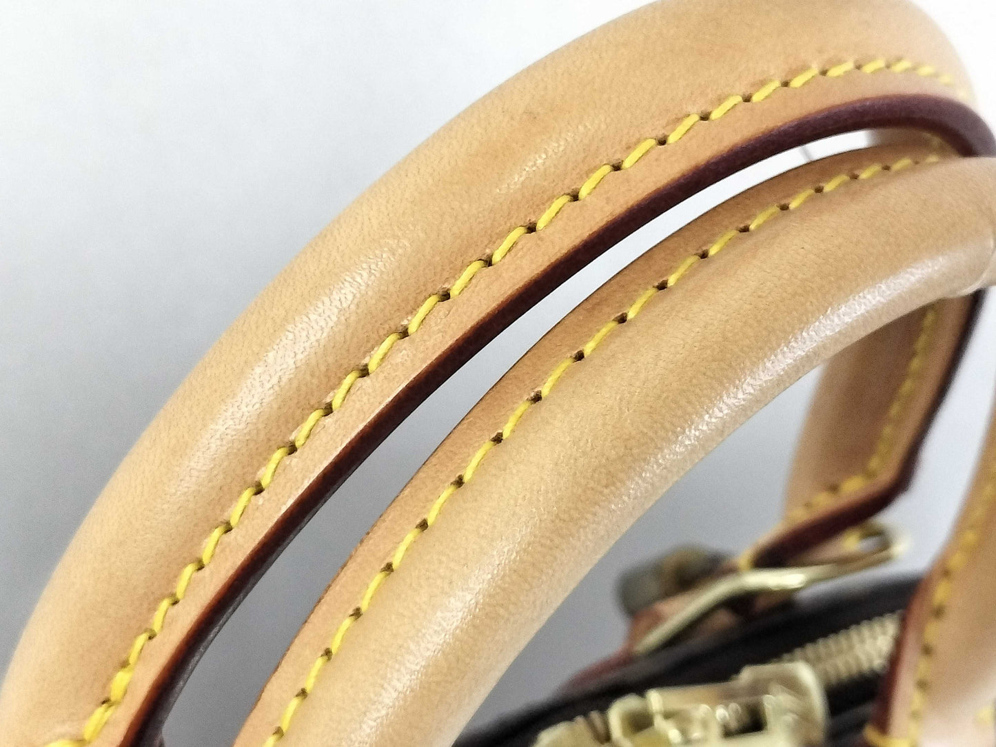 LOUIS VUITTON Monogram Louis Vuitton LOUIS VUITTON M51130 Monogram Alma PM Handbag Handbag