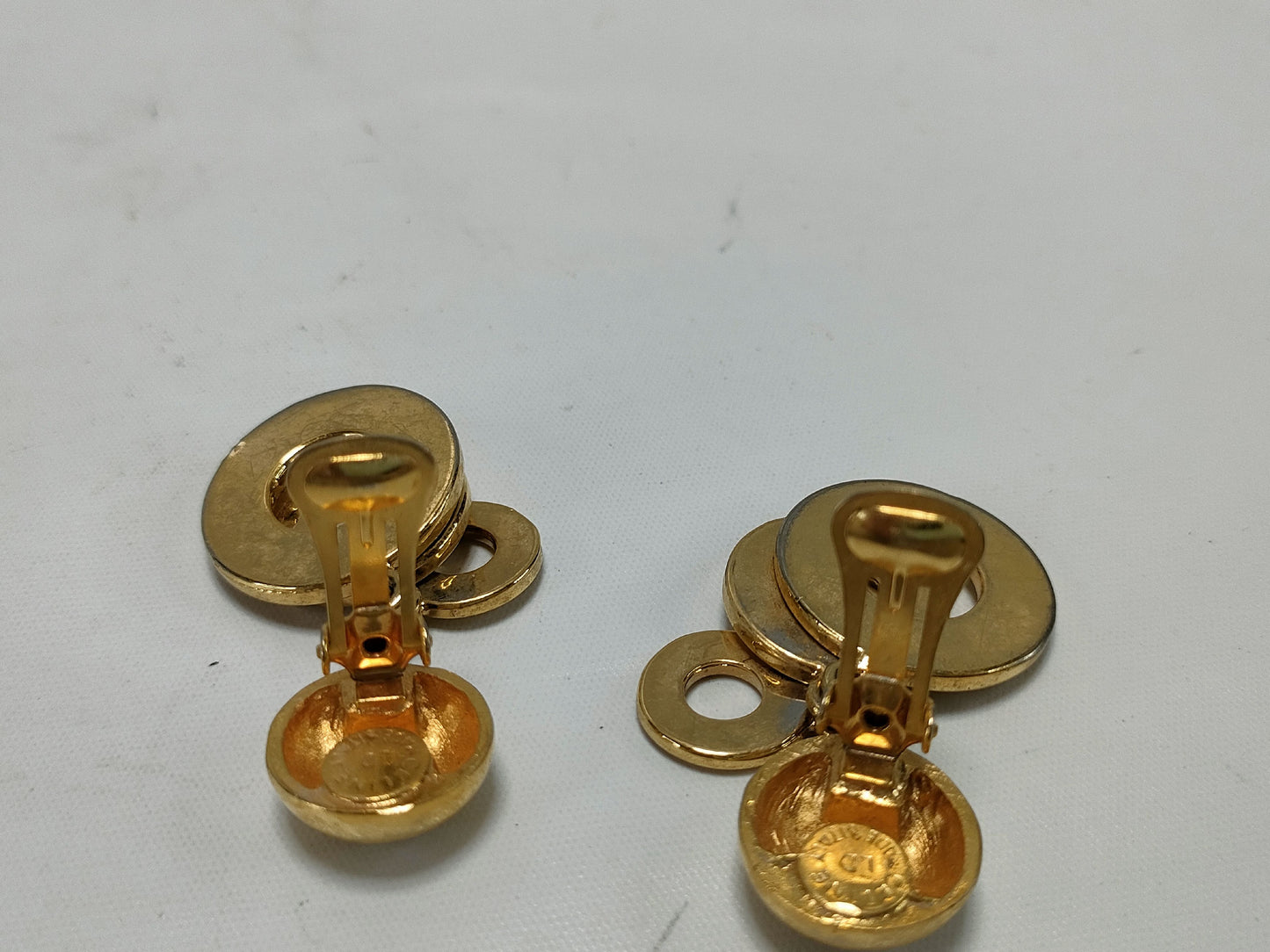 CELINE Circle Earrings