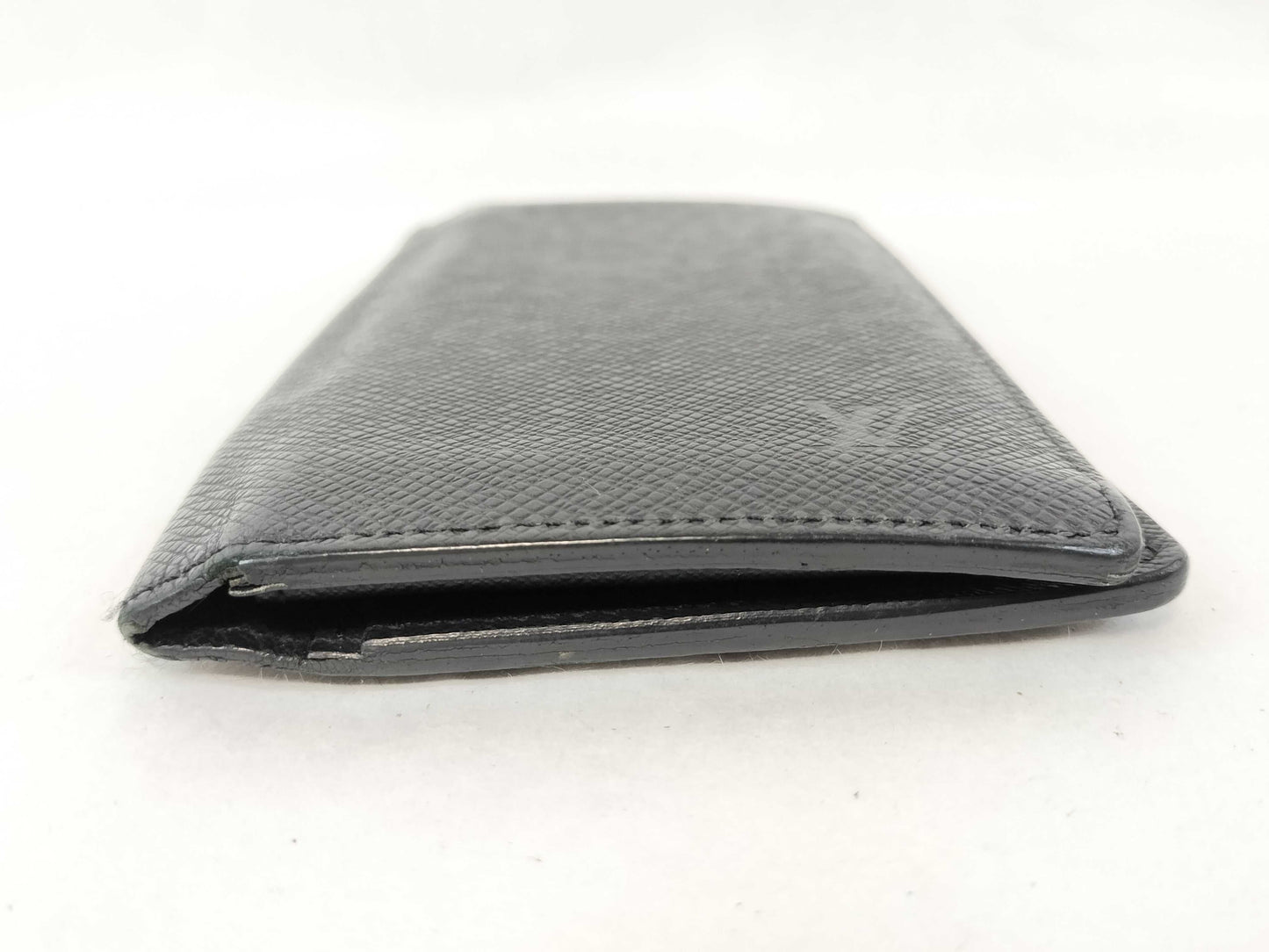 LOUIS VUITTON Taiga Portefeuille Brazza M32572 MB0139 Wallet
