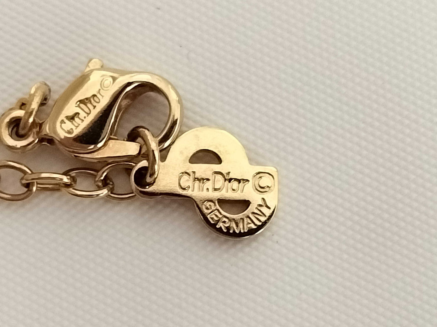 Dior CD logo circle logo gold necklace