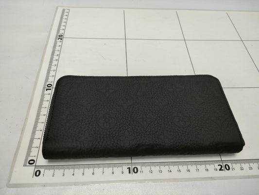 LOUIS VUITTON Monogram Taurillon Zippy Wallet Horizontal M11721 Wallet