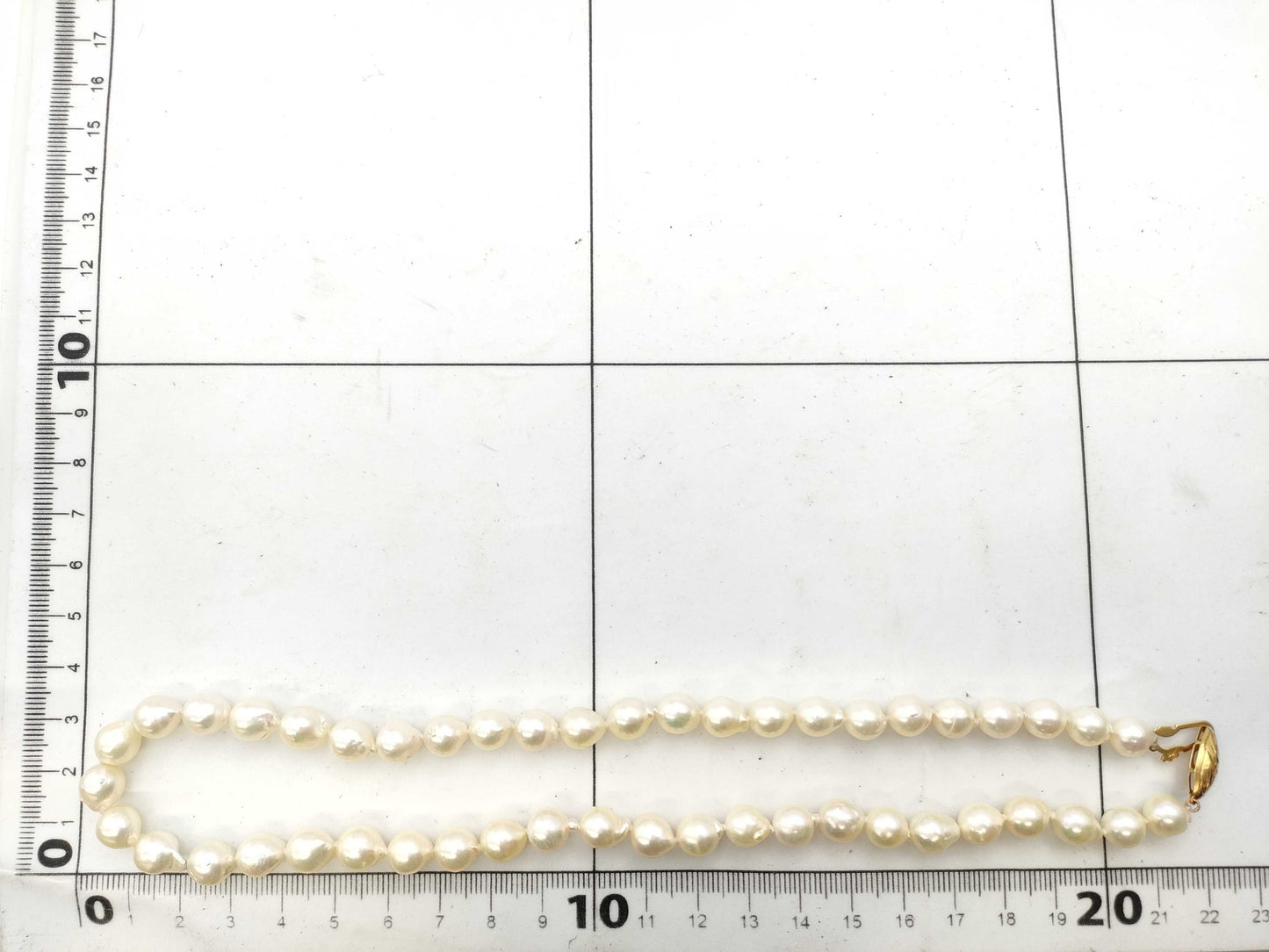 Semi-Round Pearl Necklace, Diameter: Approx. 7.6-7.8mm, 18K Gold, 31.8g