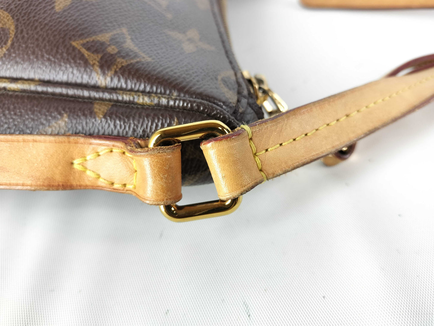 LOUIS VUITTON Monogram LOUIS VUITTON M41679 Monogram Mabillon Shoulder Bag Shoulder Bag