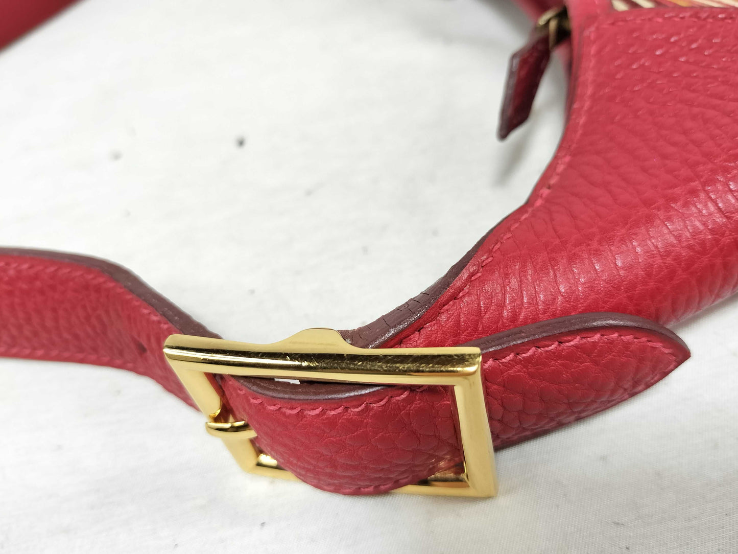 HERMES Trim 35 Vibrato Red with Gold Hardware, 2003 Shoulder Bag