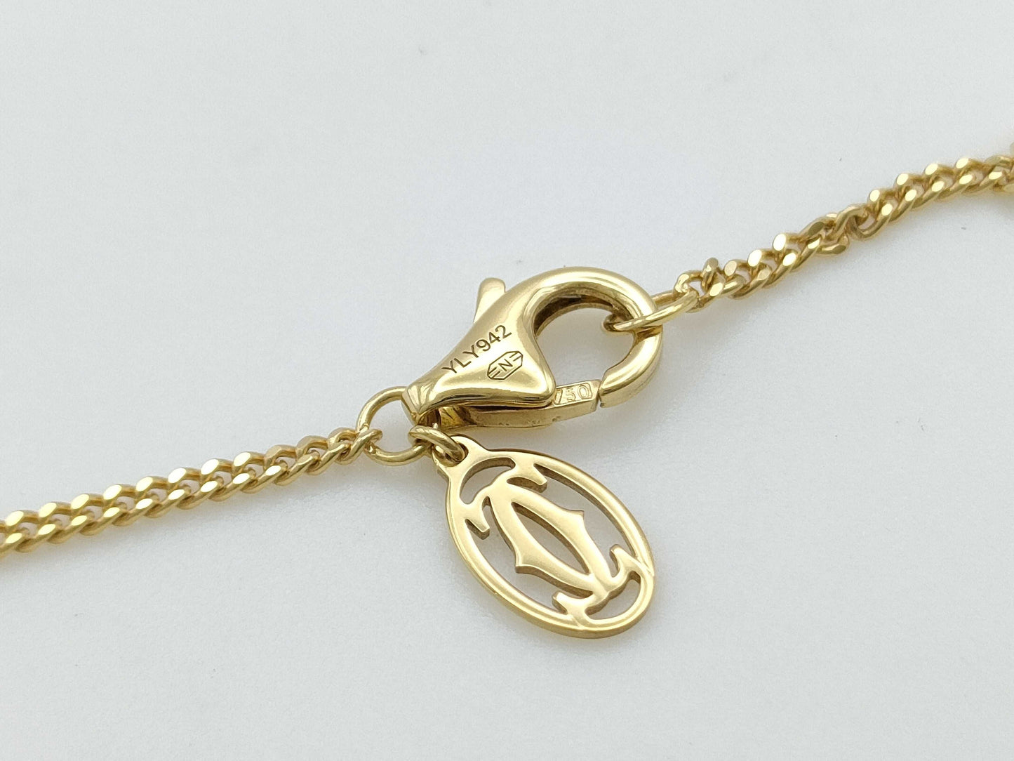 Cartier Trinity Cushion Diamond Necklace in Au750, 10.2g