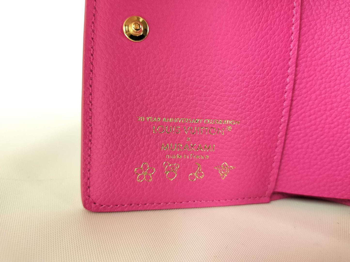 LOUIS VUITTON Monogram Multicolore LOUIS VUITTON LV x TM Portefeuille Claire Cute Pink Wallet