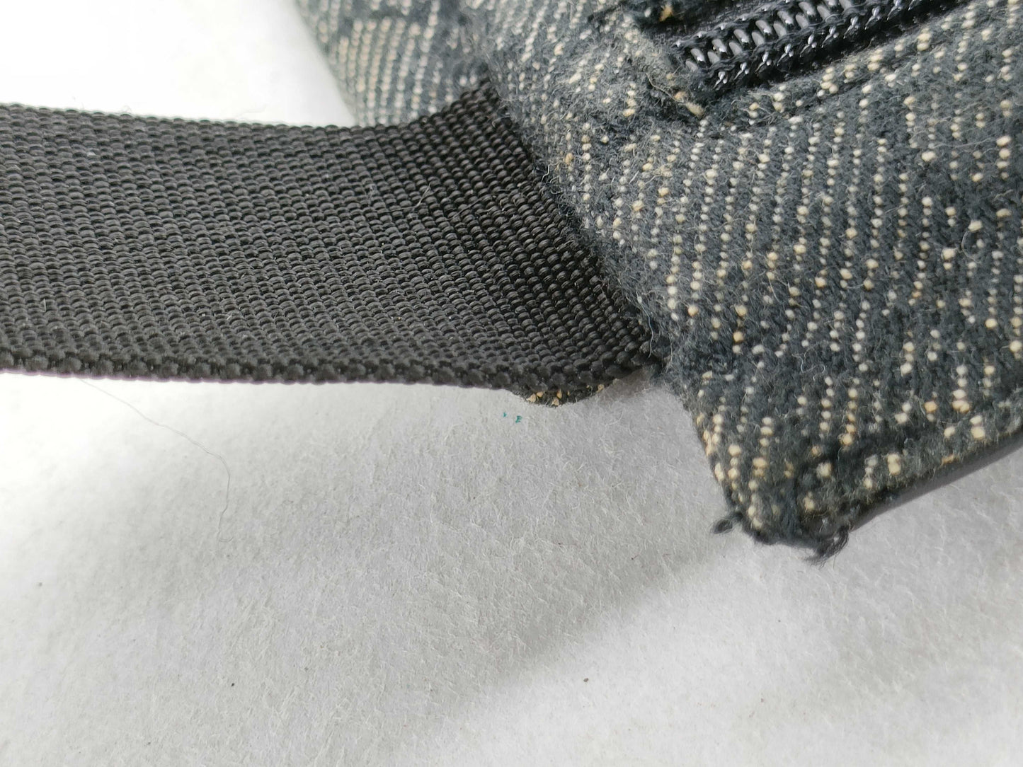 GUCCI GG Canvas Gucci Body Bag GG Canvas Leather Waist Pouch Black 28566 Waist Bag