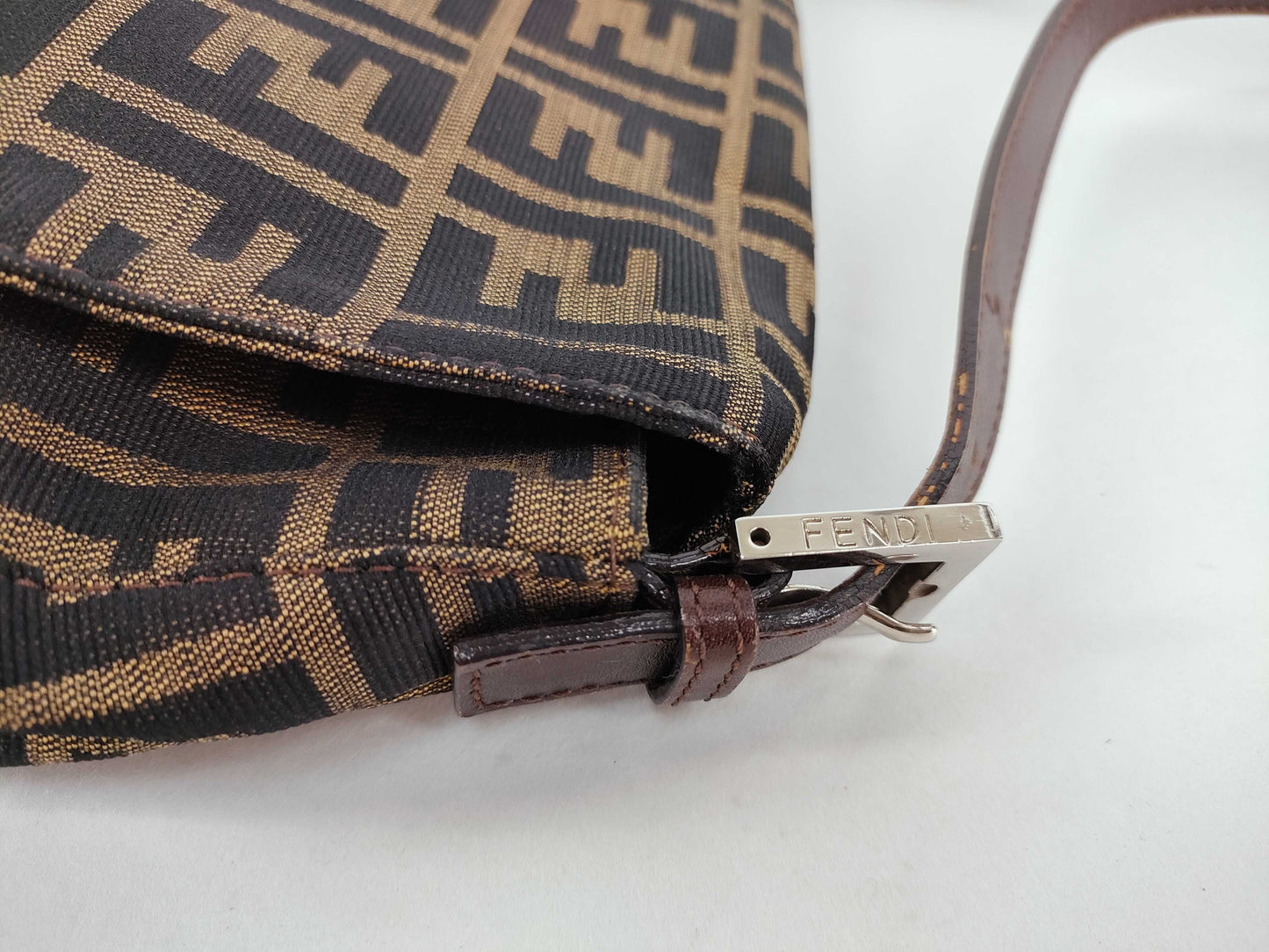 FENDI Zucca pattern FENDI Mamma Bucket Zucca handbag shoulder bag