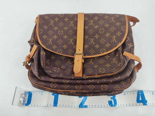 LOUIS VUITTON Monogram Saumur 35 Shoulder Bag M42254 AR1904 Shoulder Bag